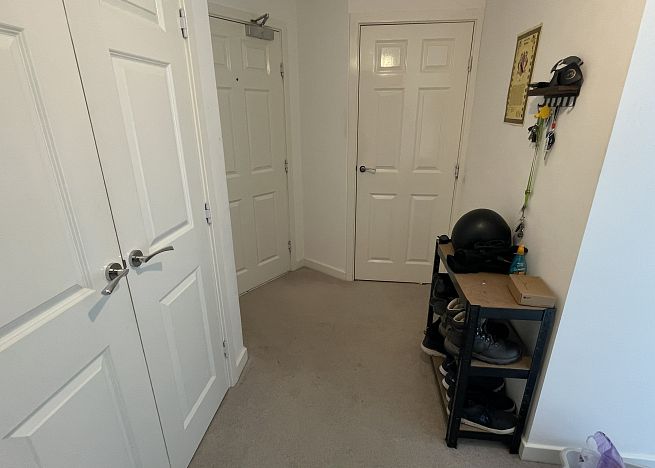 Flat 1 Fulmar House, Horley
